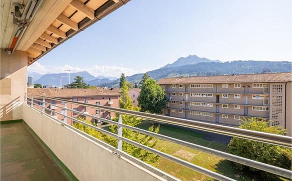 Immobilie in Kriens - 3.5-Zimmer-Dachwohnung mit viel Gestaltungspotenzial - Bild 1