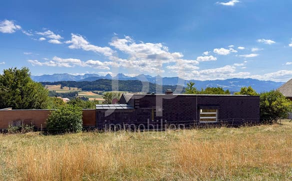 Immobilie in Rüeggisberg - 7 Zimmer Einfamilienhaus mit atemberaubendem Panorama - Bild 0