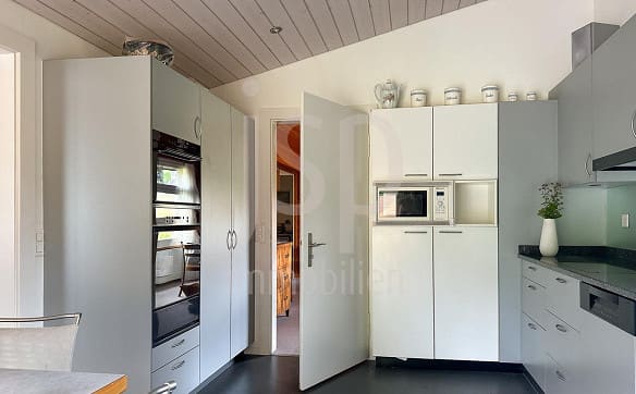 Immobilie in Rüeggisberg - 7 Zimmer Einfamilienhaus mit atemberaubendem Panorama - Bild 8