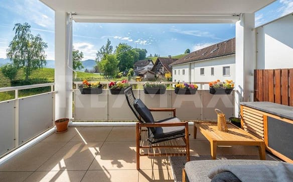 Immobilie in Menzingen - Lichtreiche 3½-Zimmer-Wohnung mit sonniger Lage und Weitblick - Bild 11