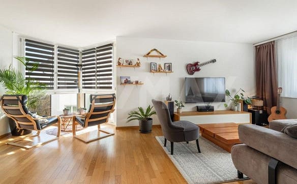 Immobilie in Menzingen - Lichtreiche 3½-Zimmer-Wohnung mit sonniger Lage und Weitblick - Bild 5