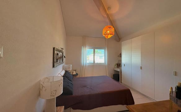 Immobilie in Cugnasco - 5 1/2-Zimmer-Villetta mit Garten an sehr sonniger, ruhiger Aussicht... - Bild 17