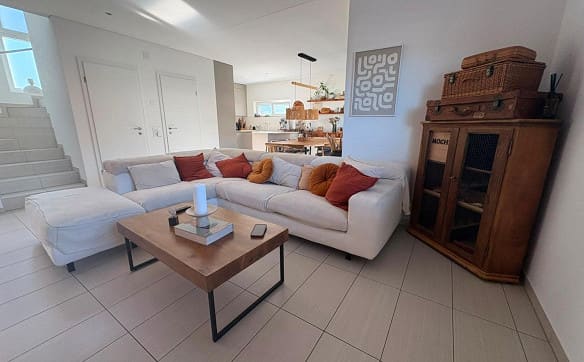 Immobilie in Cugnasco - 5 1/2-Zimmer-Villetta mit Garten an sehr sonniger, ruhiger Aussicht... - Bild 3