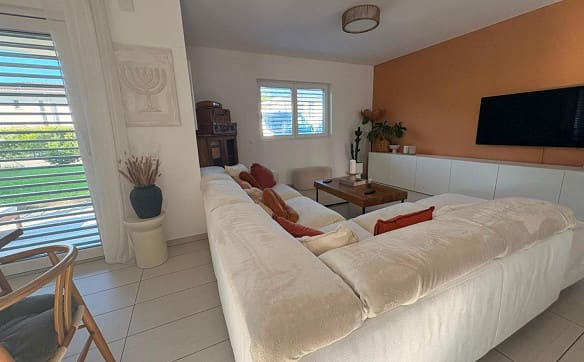 Immobilie in Cugnasco - 5 1/2-Zimmer-Villetta mit Garten an sehr sonniger, ruhiger Aussicht... - Bild 4