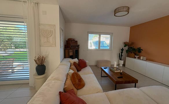 Immobilie in Cugnasco - 5 1/2-Zimmer-Villetta mit Garten an sehr sonniger, ruhiger Aussicht... - Bild 5