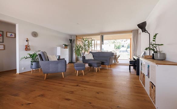 Immobilie in Igis - Naturnah und Neuwertig - Grosszügige 5.5 Zimmer Wohnung mit Weitblick - Bild 1