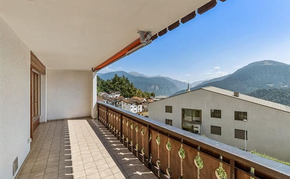 Immobilie in Trin - Sonnenparadies am Südhang mit atemberaubendem Blick - Bild 2