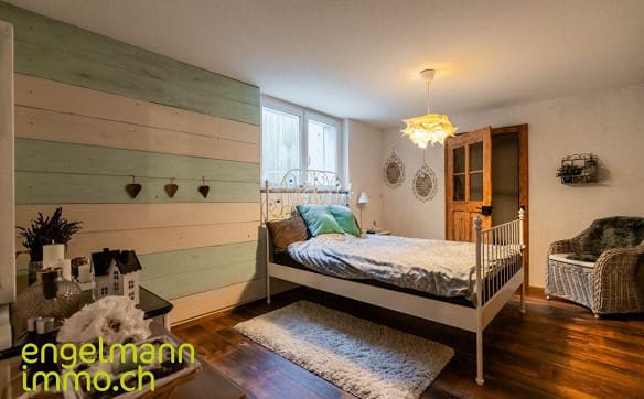 Immobilie in Tavannes - Maison familiale de 5.5 pièces / 5.5-Zimmer Einfamilienhaus - Bild 12