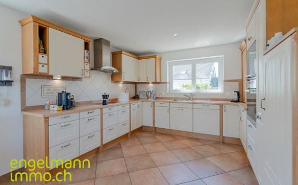 Immobilie in Tavannes - Maison familiale de 5.5 pièces / 5.5-Zimmer Einfamilienhaus - Bild 5