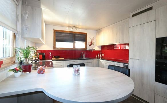Immobilie in Thürnen - Grosszügiges  5.5 Zimmer Einfamilienhaus freistehend - Bild 1