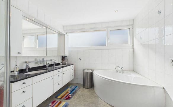 Immobilie in Rüfenacht Be - Exklusives 5½-Zimmer-Terrassenhaus mit Weitsicht - Bild 12