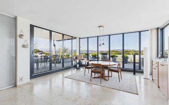 Immobilie in Rüfenacht Be - Exklusives 5½-Zimmer-Terrassenhaus mit Weitsicht - Bild 4