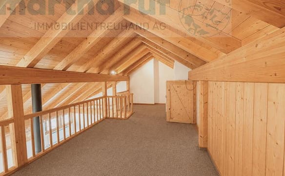 Immobilie in Heiligenschwendi - Gemütliche und charaktervolle 3.5- Zimmer Dachwohnung mit Galerie - Bild 10
