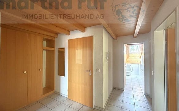 Immobilie in Heiligenschwendi - Gemütliche und charaktervolle 3.5- Zimmer Dachwohnung mit Galerie - Bild 9