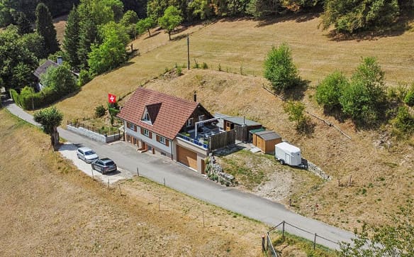 Immobilie in Holderbank So - Einfamilienhaus mit viel Platz, Umschwung und freier Aussicht - Bild 2