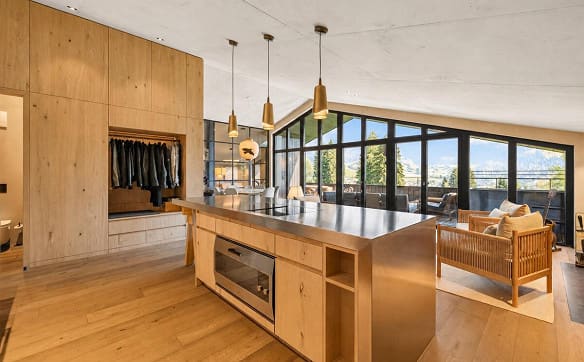 Immobilie in Flims Waldhaus - Flims Waldhaus: modernes Wohnen mit Weitsicht und Ski-in - Bild 1