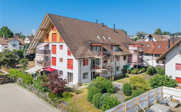 Immobilie in Ottenbach - Grosszügige 3½ – 4½-Zimmer Wohnung im Erdgeschoss mit Ausbaupotenzial - Bild 0