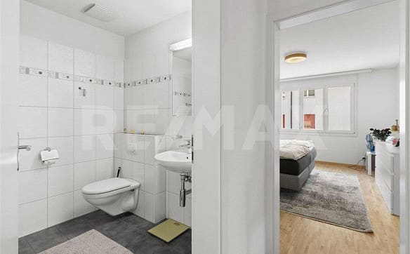 Immobilie in Ottenbach - Grosszügige 3½ – 4½-Zimmer Wohnung im Erdgeschoss mit Ausbaupotenzial - Bild 1