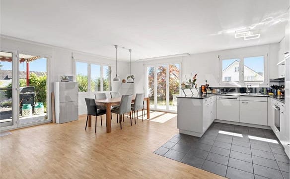 Immobilie in Ottenbach - Grosszügige 3½ – 4½-Zimmer Wohnung im Erdgeschoss mit Ausbaupotenzial - Bild 6