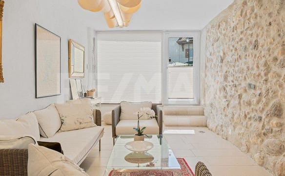 Immobilie in Genolier - Maison villageoise de 207 m² habitables, 5,5 piècess - Bild 1