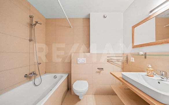 Immobilie in Genolier - Maison villageoise de 207 m² habitables, 5,5 piècess - Bild 9