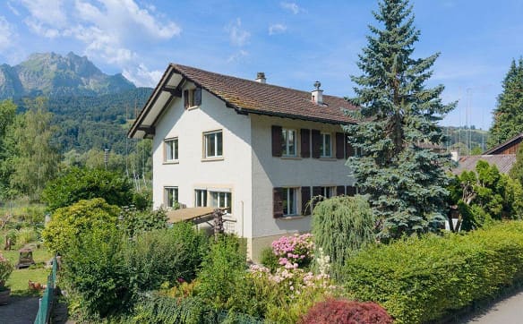 Immobilie in Horw - Haus mit vielfältigem Potenzial in Seenähe - Bild 0