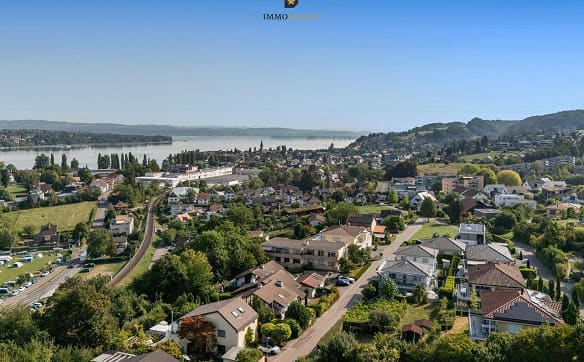 Immobilie in Steckborn - Potenzial mit Seesicht & Seenähe, viel Raumangebot in ruhiger Lage. - Bild 4