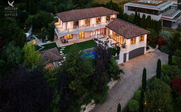 Immobilie in Herdern - Mediterrane Luxusvilla mit Naturpool und traumhaftem Gartenparadies - Bild 5
