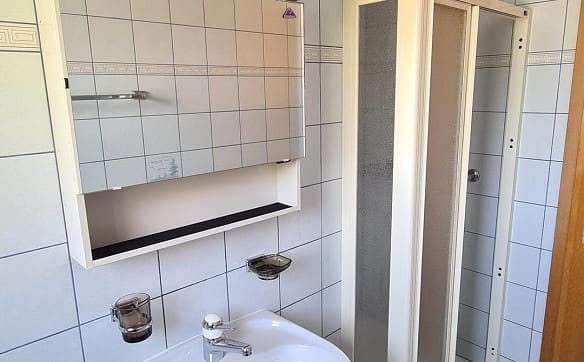 Immobilie in Attinghausen - Attraktive 6.5 Zimmer-Doppeleinfamilienhaushälfte - Bild 10