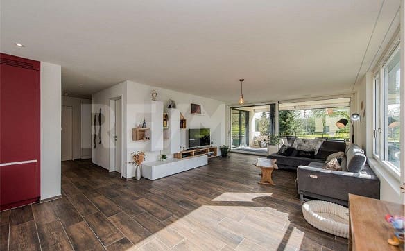 Immobilie in Merenschwand - HOCHWERTIGE 4 ½ ZIMMER MINERGIE-WOHNUNG IM ERSTEN OBERGESCHOSS - Bild 2
