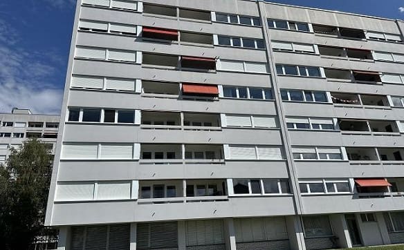Immobilie in Pfäffikon Sz - 3 1/2-Zimmer-Wohnung im 5. OG an sehr sonniger Seeblicklage mit Gem... - Bild 23