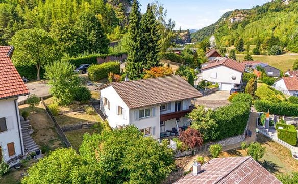Immobilie in Eptingen - GEPFLEGTES, FREISTEHENDES 4.5 ZIMMER EINFAMILIENHAUS MIT WEITSICHT - Bild 0