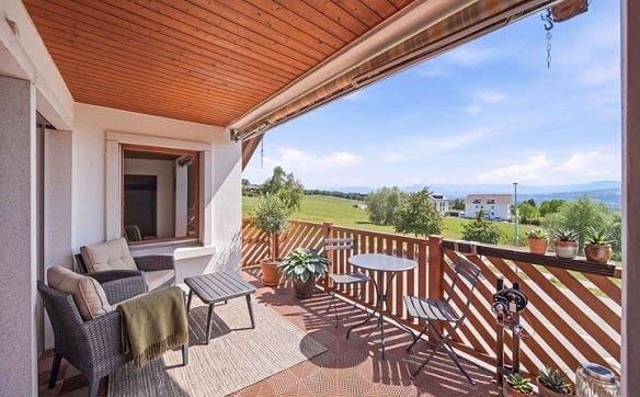 Immobilie in Oberwil-lieli - WOHNCHARME MIT WEITBLICK -  4.5 ZIMMER DACHWOHNUNG IN OBERWIL-LIELI - Bild 5