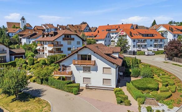 Immobilie in Oberwil-lieli - WOHNCHARME MIT WEITBLICK -  4.5 ZIMMER DACHWOHNUNG IN OBERWIL-LIELI - Bild 6