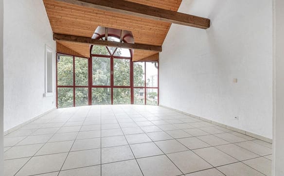 Immobilie in Weinfelden - 3.5-Zimmer-Wohnung mit lichtdurchflutetem Atrium und zwei Balkonen - Bild 3