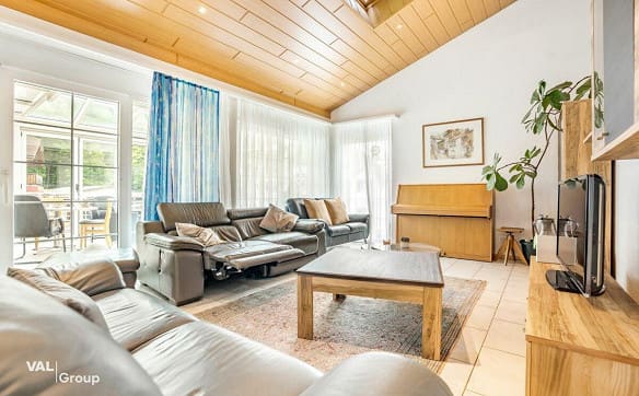 Immobilie in Turtmann - Gepflegtes Familienhaus mit Bergsicht und Wintergarten - Bild 2
