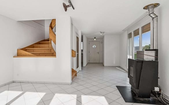 Immobilie in Rietheim - 4.5-Zimmer-Reiheneckhaus im familienfreundlichen Quartier - Bild 2