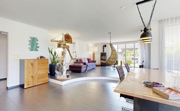 Immobilie in Zihlschlacht - Top gepflegtes 7-Zimmer-EFH mit separatem Studio und grossem Umschwung - Bild 4