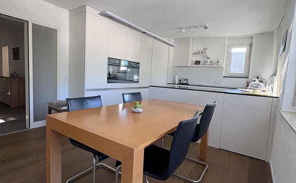 Immobilie in Heiligkreuz - Einfamilienhaus mit Einliegerwohnung, Doppel- und WoMo Garage - Bild 7