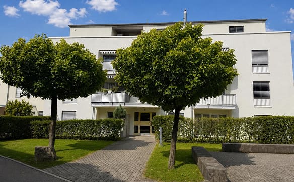 Immobilie in Wil Sg - Charmante 3.5-Zimmer-Erdgeschosswohnung mit Gartensitzplatz - Bild 0