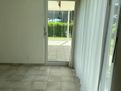 Immobilie in Mollis - 3.5-Zimmer-Gartenwohnung an Top-Lage in Mollis  - Bild 11