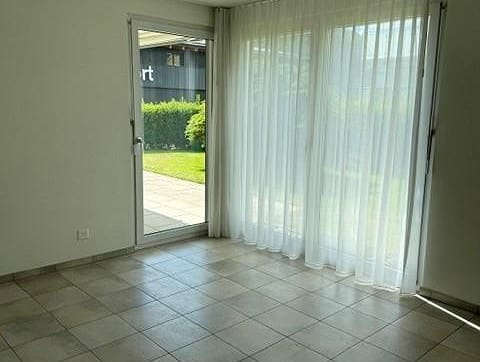 Immobilie in Mollis - 3.5-Zimmer-Gartenwohnung an Top-Lage in Mollis  - Bild 12