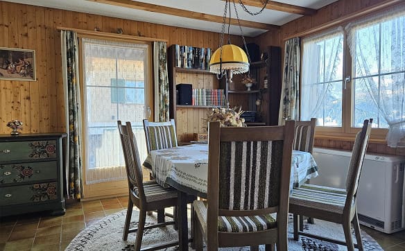 Immobilie in Lenk Im Simmental - Chalet Bärgstübli am Bühlberg mit wunderbarer Aussicht auf die Berge - Bild 1
