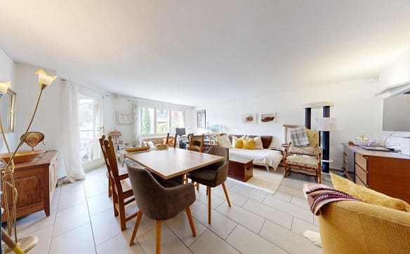 Immobilie in Adligenswil - Helle 4.5-Zimmer-Wohnung mit 105 m², Cheminée, 2 Balkonen & Garage - Bild 2