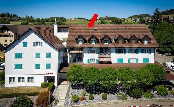 Immobilie in Gossau Zh - Mitten im Zentrum! Gepflegte Dach-Maisonette-Wohnung - Bild 0
