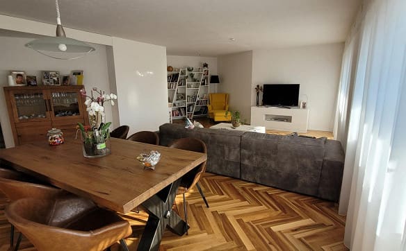 Immobilie in Uster - Sonniges Wohnglück in Uster – 3.5 Zimmer, Balkon & Garage - Bild 0