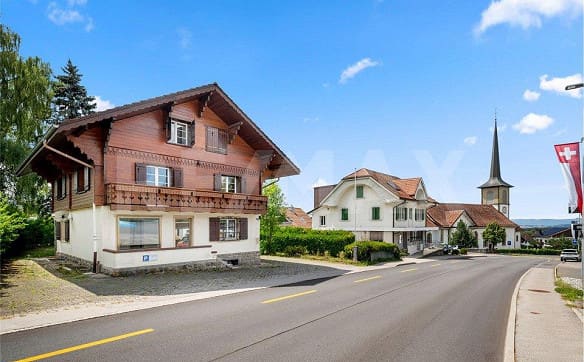 Immobilie in Giffers - Magnifique grand chalet offrant un grand potentiel au cœur de Giffers - Bild 4