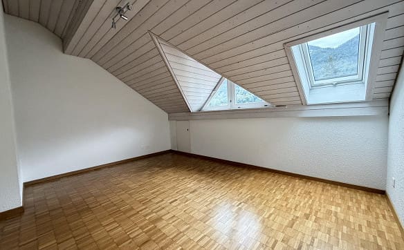 Immobilie in Buttikon Sz - 2.5 Zimmer Dachwohnung in Buttikon SZ - Bild 7