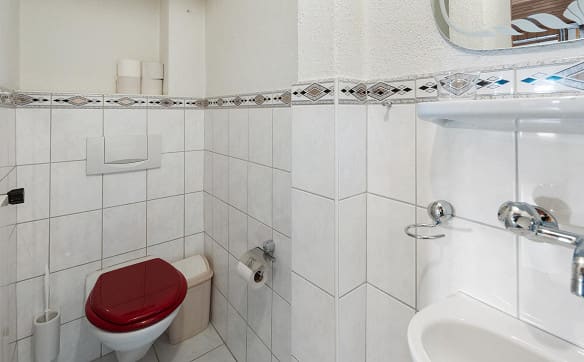 Immobilie in Auslikon - ECKHAUS MIT SEE- UND BERGSICHT SOWIE GROSSZÜGIGEM PLATZANGEBOT - Bild 16