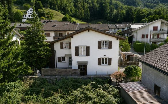 Immobilie in Mollis - Doppeleinfamilienhaus an familienfreundlicher, sonniger und zentral... - Bild 3
